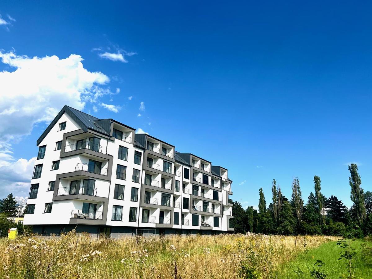 Urban Vista Apartment Lipótszentmiklós Kültér fotó